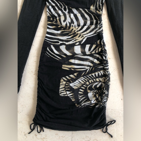 Roberto Cavalli Zebra Pattern Ling Sleeve Dress . Size 38 - Picture 7 of 14